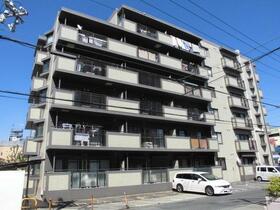 2/2 エントランス