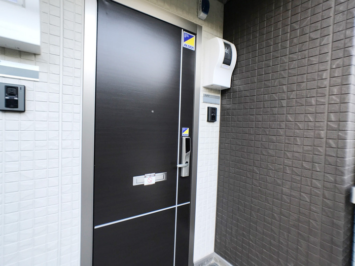 17/23 エントランス