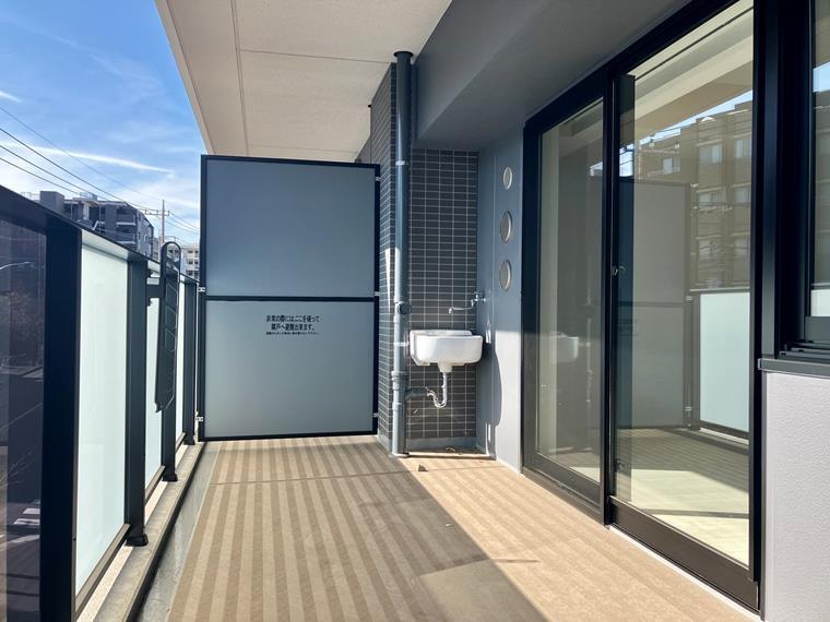 14/16 バルコニー