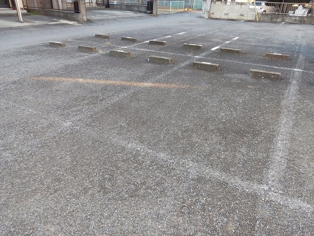 14/20 駐車場
