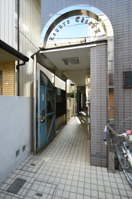 2/3 エントランス