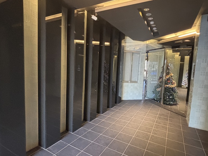 2/3 エントランス