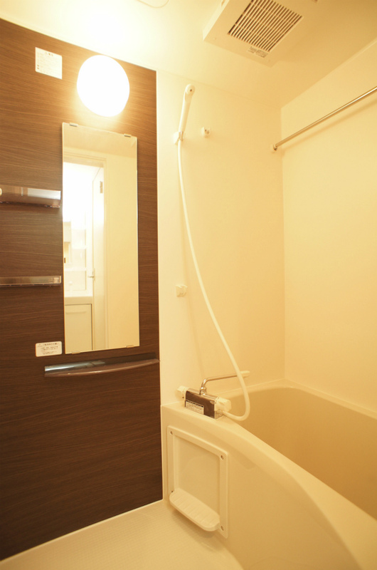 18/18 エントランス