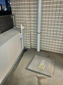 13/16 バルコニー