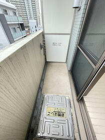 13/16 バルコニー