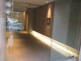 2/10 エントランス