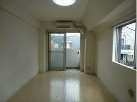 3/7 リビング/ダイニング