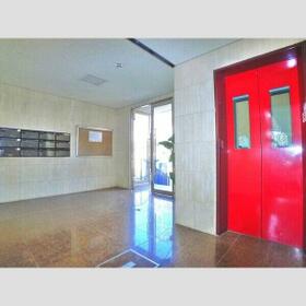 4/5 エントランス