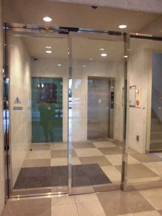 3/3 エントランス