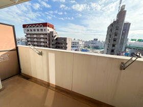 13/16 バルコニー