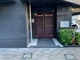 2/2 エントランス