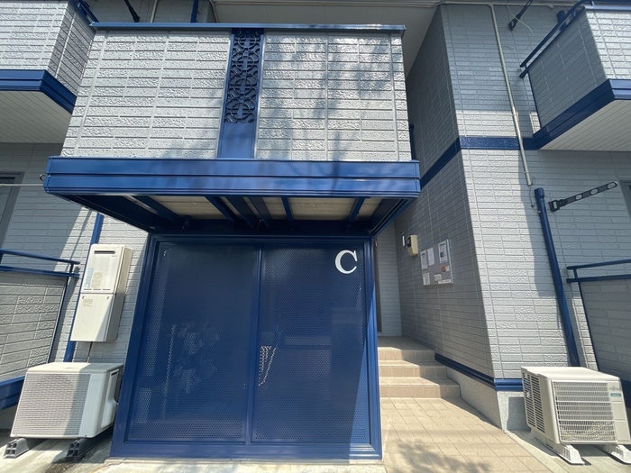 13/17 エントランス