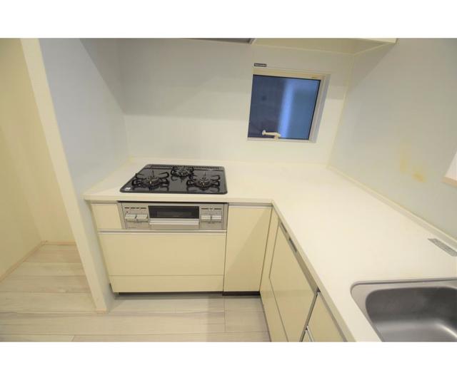 24/29 キッチン