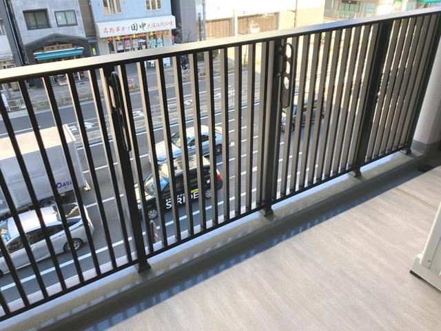 13/22 バルコニー