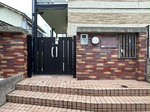 14/14 エントランス