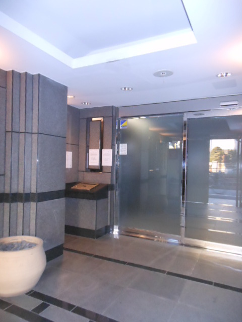 3/4 エントランス