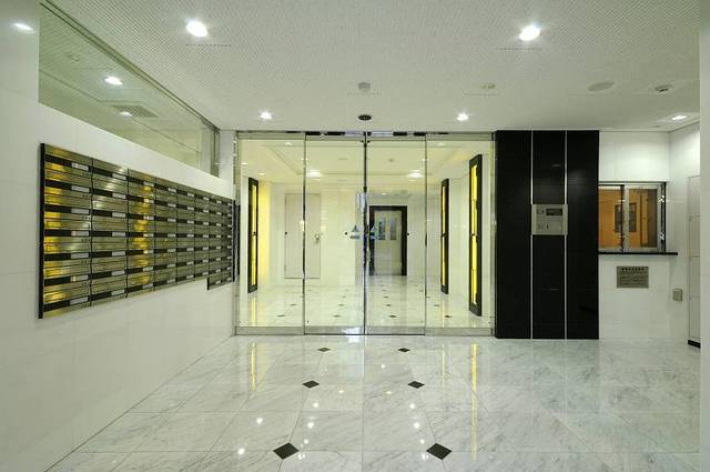 21/29 エントランス