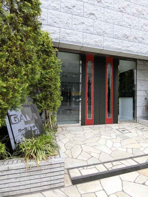 22/29 エントランス