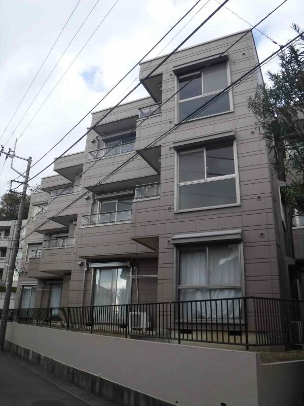 14/14 エントランス