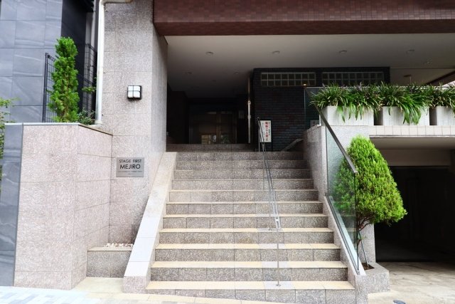 9/11 エントランス