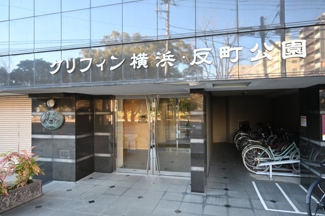 19/25 エントランス