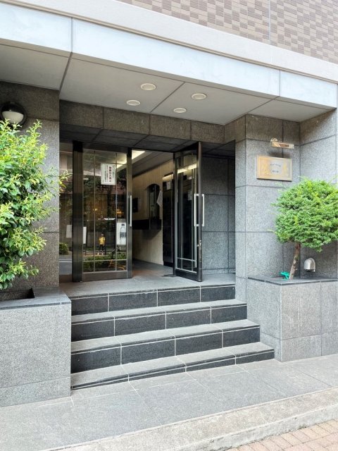 13/25 エントランス