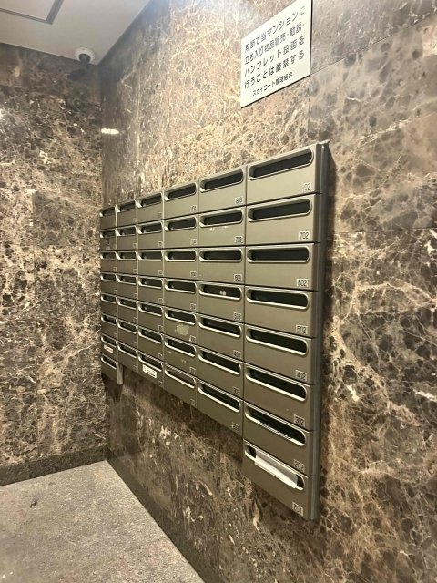 2/5 エントランス