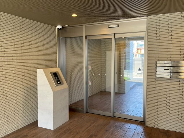 15/25 エントランス