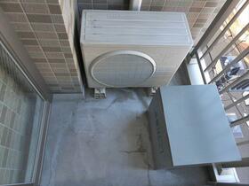 13/16 バルコニー