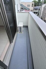 13/16 バルコニー