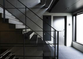 14/14 エントランス