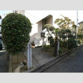 16/16 エントランス