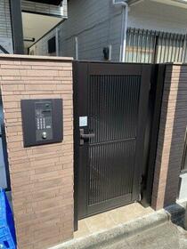 16/16 エントランス