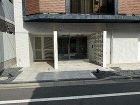 4/4 エントランス