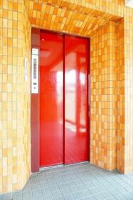 3/3 エントランス