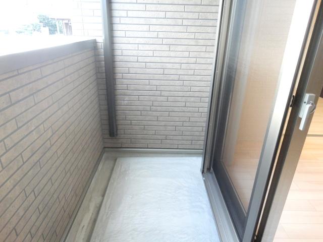 18/27 バルコニー