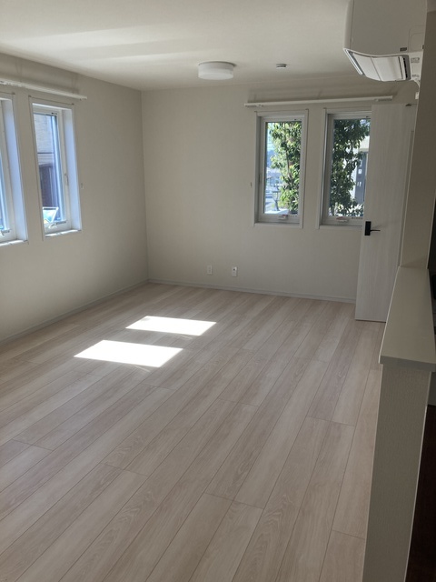 13/29 リビング/ダイニング