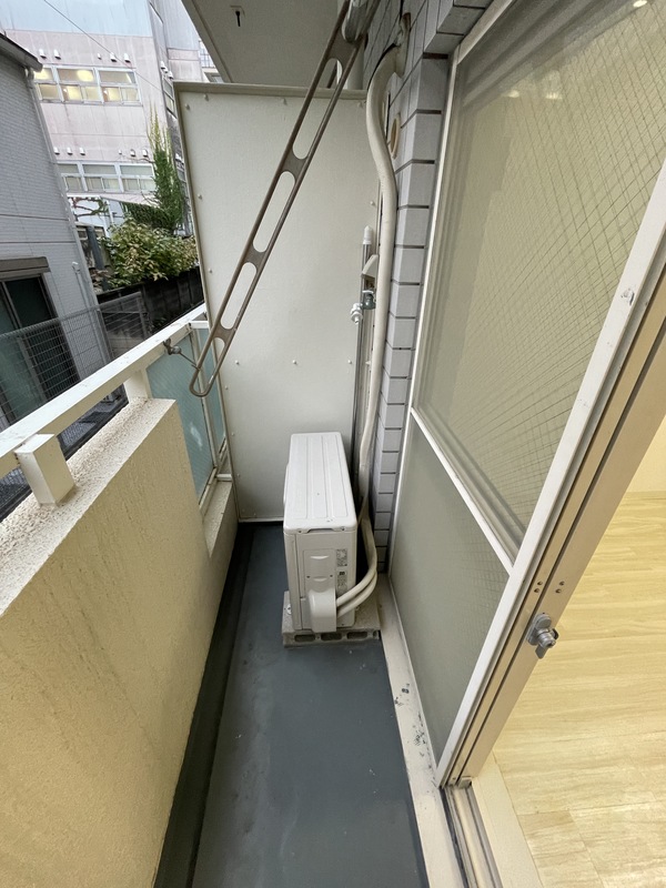 13/13 バルコニー