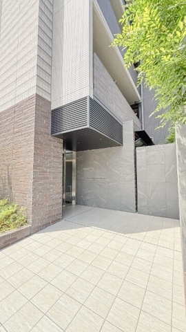 9/11 エントランス