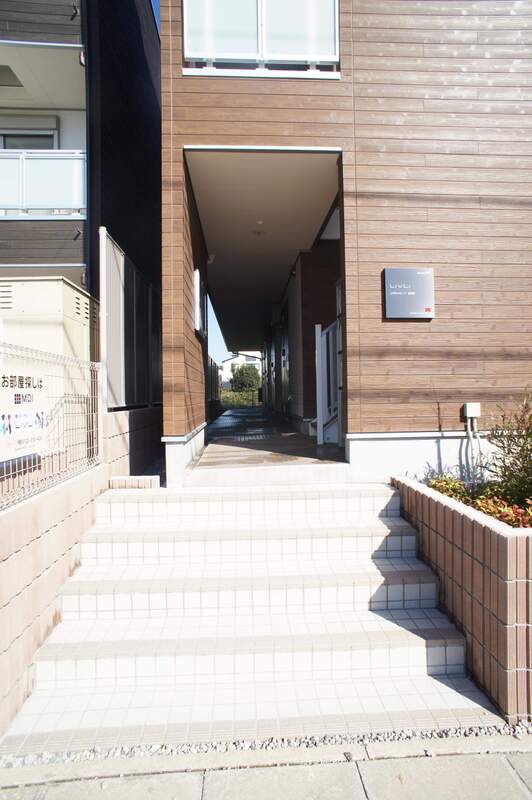 18/21 エントランス