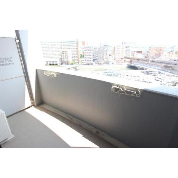 15/28 バルコニー