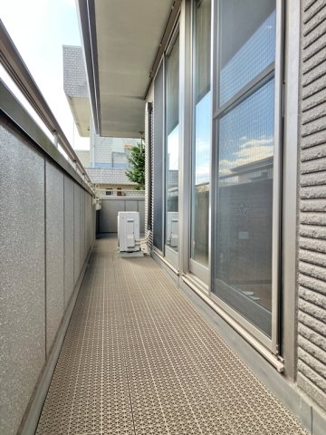 13/22 バルコニー