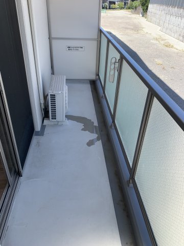 13/23 バルコニー