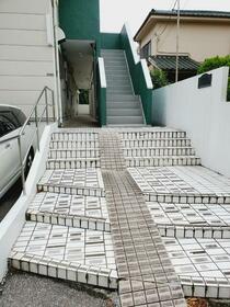 16/21 エントランス