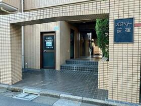 15/15 エントランス