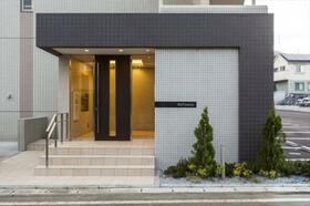 15/16 エントランス