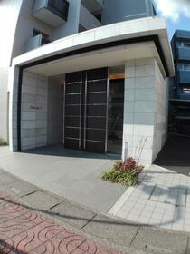 14/14 エントランス