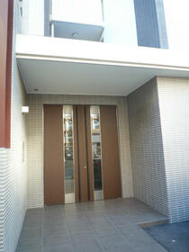 15/16 エントランス