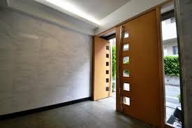 8/10 エントランス