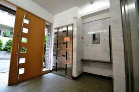 9/10 エントランス